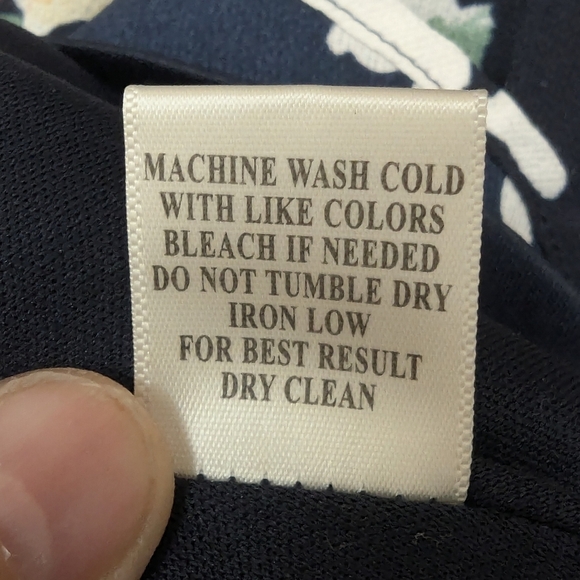 Love Riche Small Floral Sleeveless Dress Lattice Sides - Picture 7 of 14